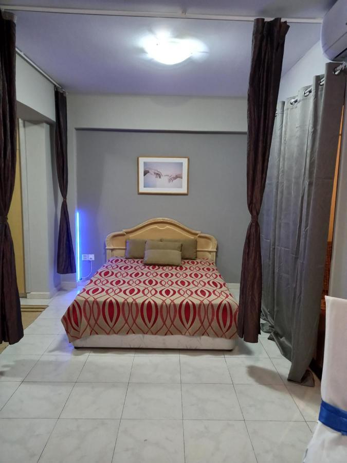 Old Town Studio Apartment Larnaca Exteriör bild