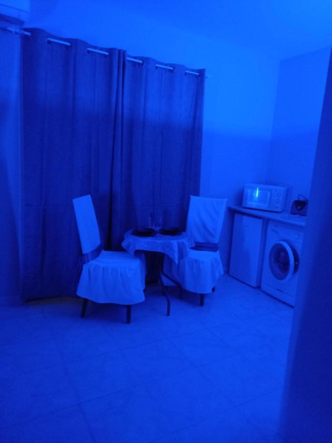 Old Town Studio Apartment Larnaca Exteriör bild