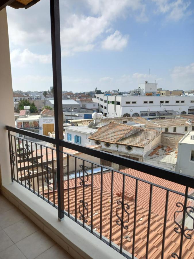 Old Town Studio Apartment Larnaca Exteriör bild